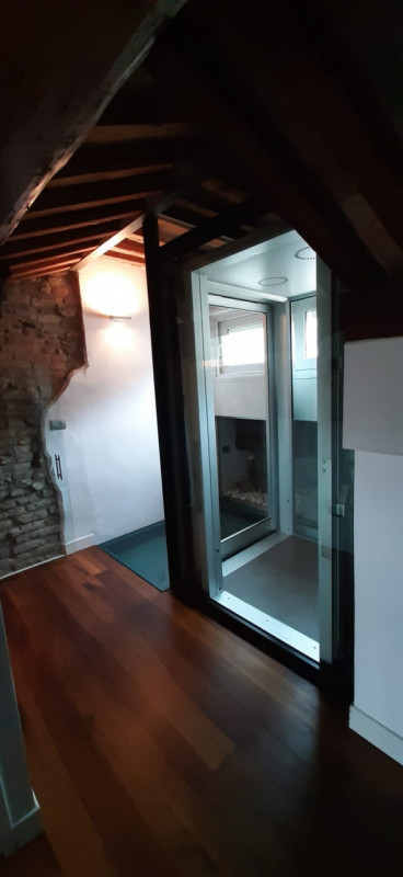 Se stai cercando una casa che unisca eleganza e comfort nel cuore di Padova, non perdere questa s...