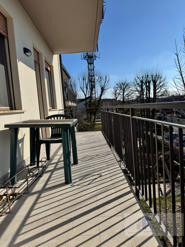 A Monastier di Treviso in Via Enrico Fermi 15 vendiamo appartamento al primo piano su palazzina d...