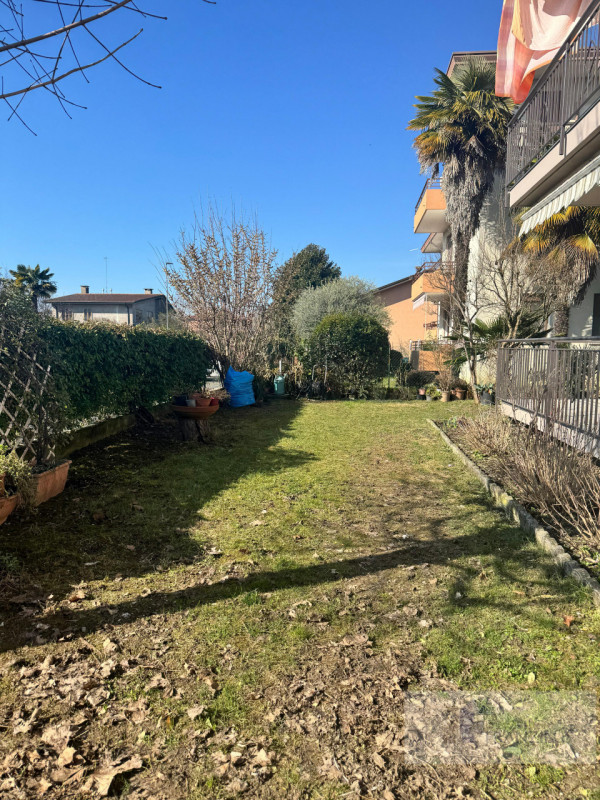 A Monastier di Treviso in Via Enrico Fermi 15 vendiamo appartamento al primo piano su palazzina d...