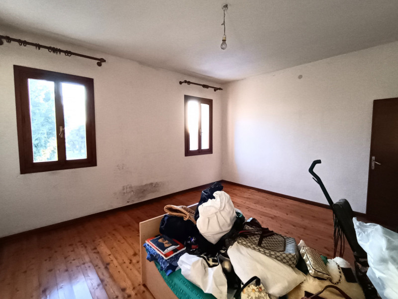 RIf. BOV175
In tranquilla zona di campagna nel comune di Bovolenta, lungo l’argine destro e immer...