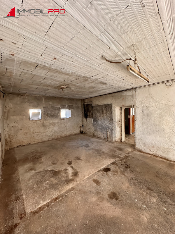 Nel cuore di Carrè, in posizione centrale e comoda a tutti i servizi.

Proponiamo casa indipenden...