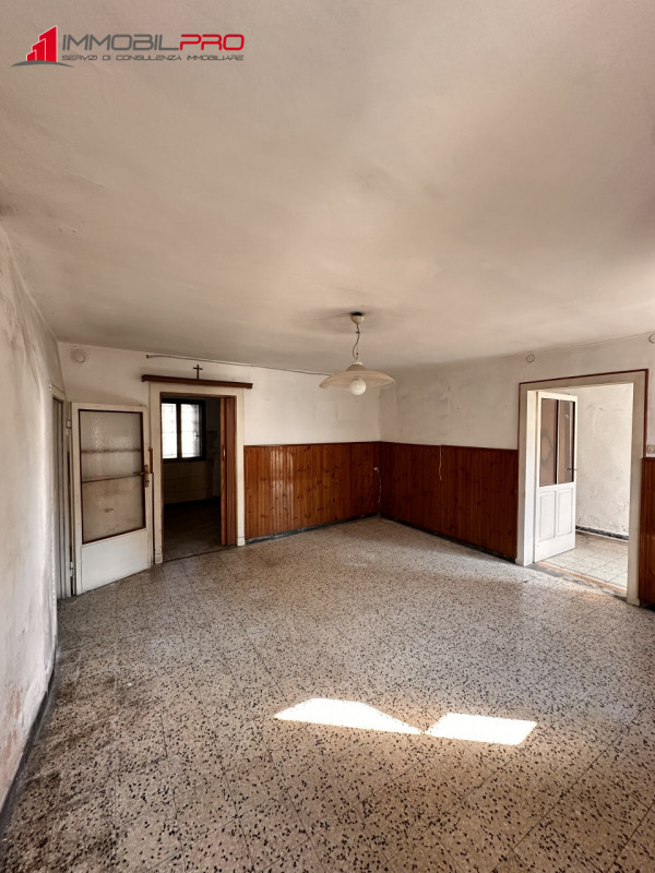 Nel cuore di Carrè, in posizione centrale e comoda a tutti i servizi.

Proponiamo casa indipenden...