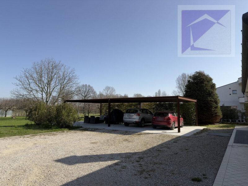 NOSTRA ESCLUSIVA - Campodarsego, frazione – In posizione tranquilla e riservata, proponiamo in ve...