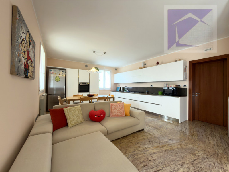 NOSTRA ESCLUSIVA - Campodarsego, frazione – In posizione tranquilla e riservata, proponiamo in ve...