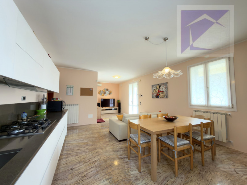 NOSTRA ESCLUSIVA - Campodarsego, frazione – In posizione tranquilla e riservata, proponiamo in ve...