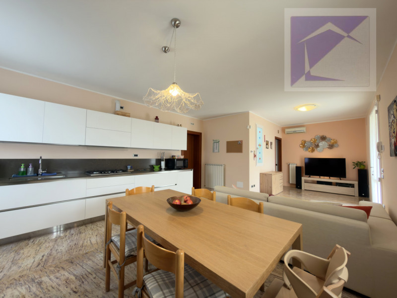 NOSTRA ESCLUSIVA - Campodarsego, frazione – In posizione tranquilla e riservata, proponiamo in ve...