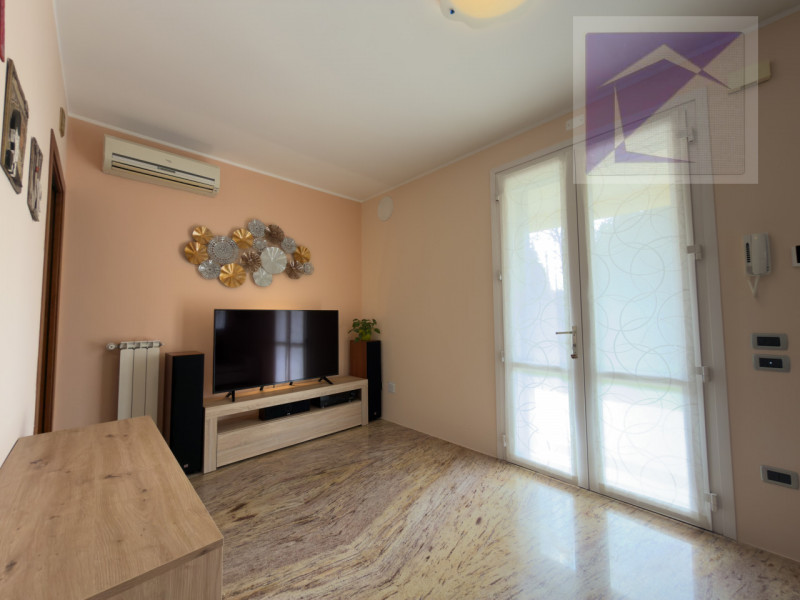 NOSTRA ESCLUSIVA - Campodarsego, frazione – In posizione tranquilla e riservata, proponiamo in ve...