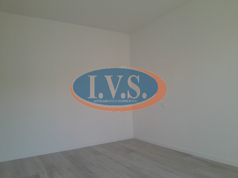 MONTEGALDA (VI): In tranquilla zona residenziale vendesi appartamento BICAMERE al primo piano in ...