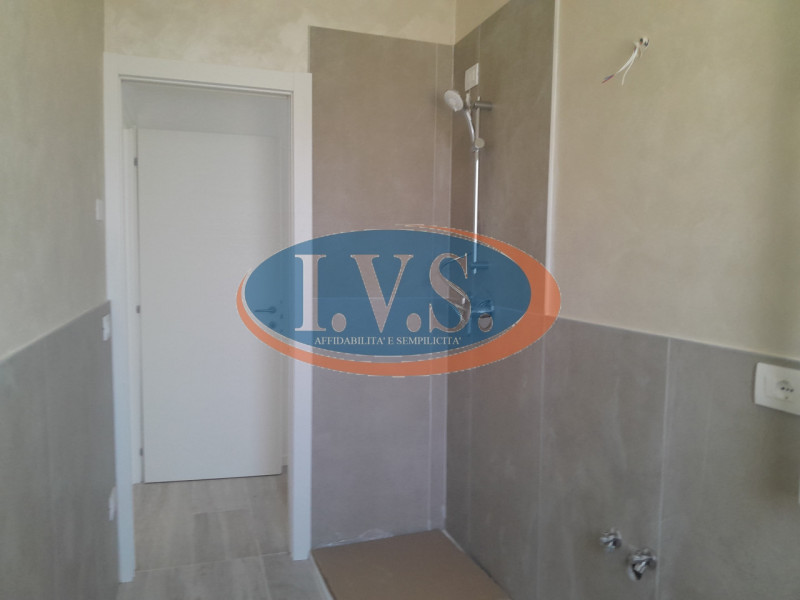 MONTEGALDA (VI): In tranquilla zona residenziale vendesi appartamento BICAMERE al primo piano in ...