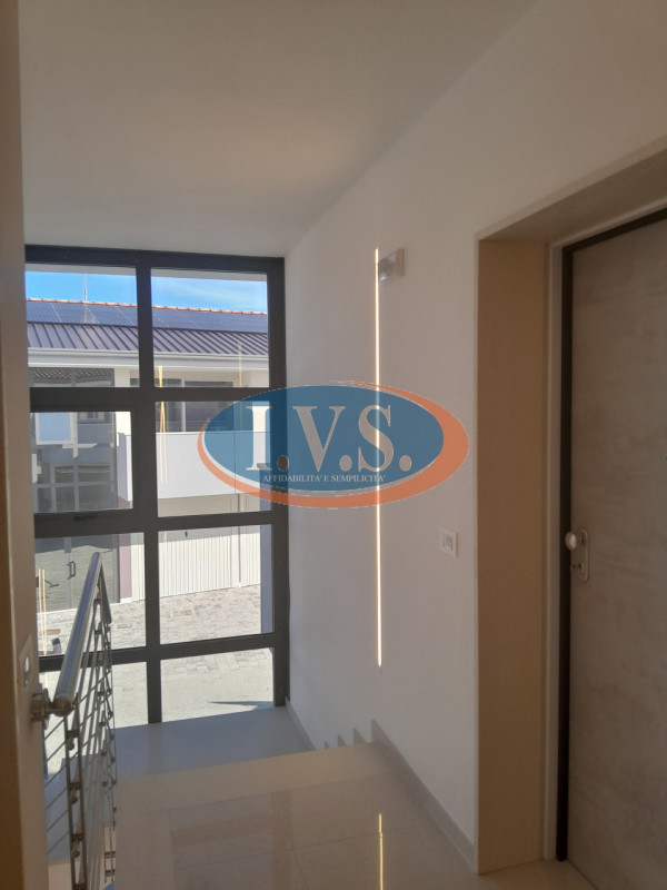 MONTEGALDA (VI): In tranquilla zona residenziale vendesi appartamento BICAMERE al primo piano in ...