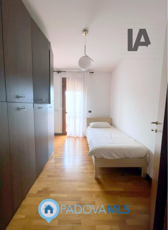 Immobile in esclusiva al Gruppo Padova MLS

MONTEGROTTO T. : proponiamo appartamento al primo pia...