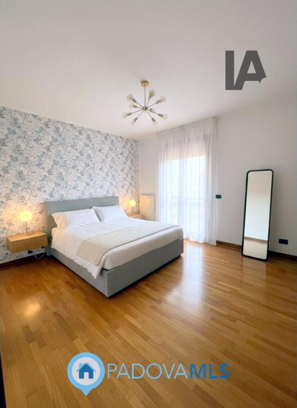 Immobile in esclusiva al Gruppo Padova MLS

MONTEGROTTO T. : proponiamo appartamento al primo pia...