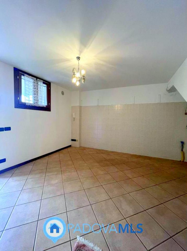 Immobile in esclusiva al Gruppo Padova MLS

MONTEGROTTO T. : proponiamo appartamento al primo pia...