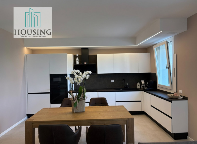 Nel Comune di Montegrotto Terme, proponiamo un appartamento di nuova costruzione, completamente a...