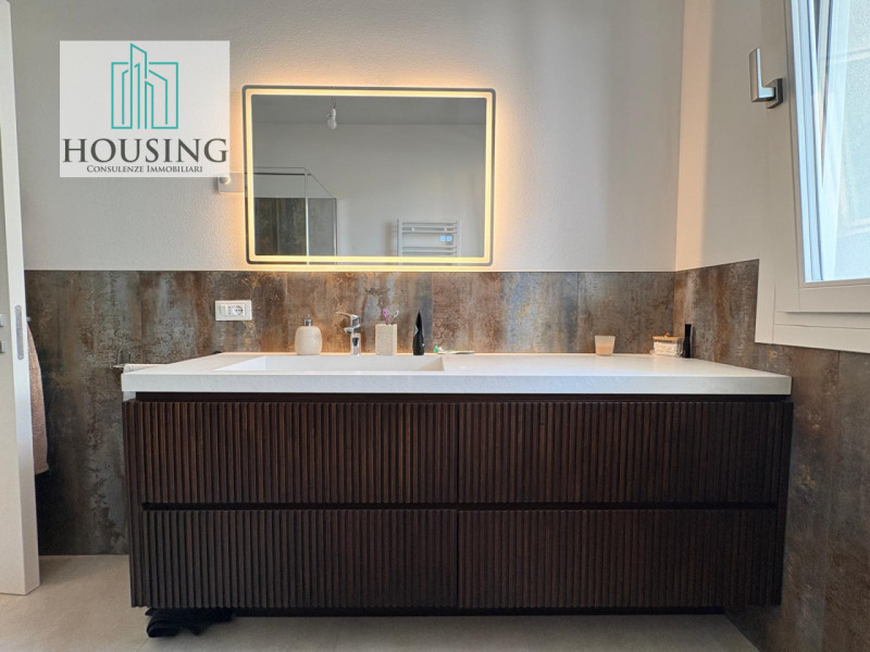 Nel Comune di Montegrotto Terme, proponiamo un appartamento di nuova costruzione, completamente a...