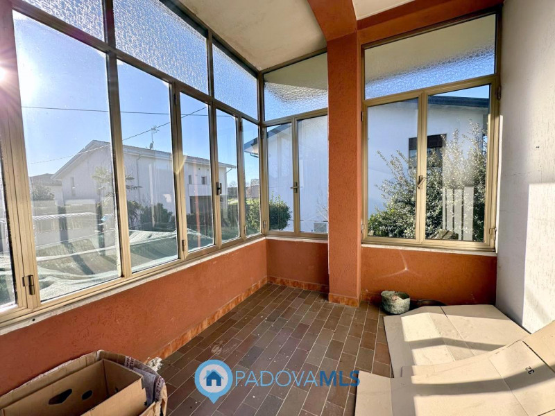 Immobile in esclusiva al Gruppo Padova MLS

Proponiamo in vendita villa indipendente edificata ne...