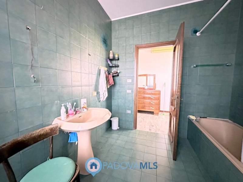 Immobile in esclusiva al Gruppo Padova MLS

Proponiamo in vendita villa indipendente edificata ne...