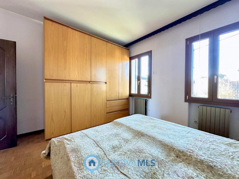 Immobile in esclusiva al Gruppo Padova MLS

Proponiamo in vendita villa indipendente edificata ne...