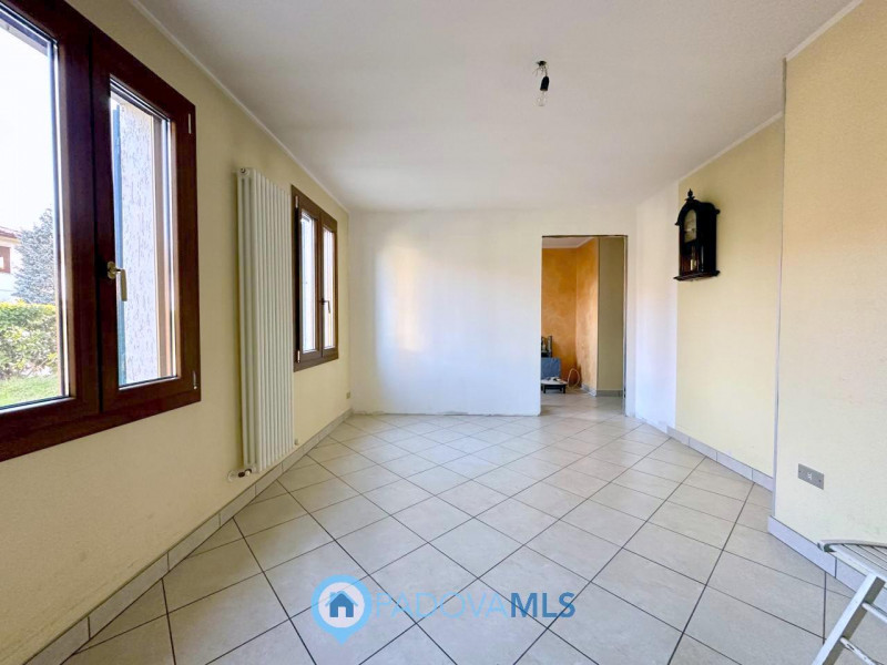 Immobile in esclusiva al Gruppo Padova MLS

Proponiamo in vendita villa indipendente edificata ne...