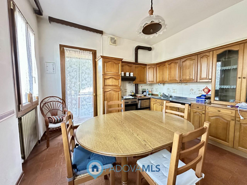 Villa indipendente con ampi spazi

Immobile in esclusiva al Gruppo Padova MLS

Proponiamo in vend...