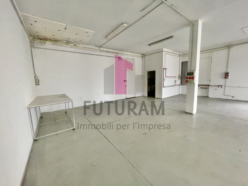 ARCUGNANO- 18FIL - PER INFO 0444/310220

Se stai cercando un magazzino spazioso e funzionale, non...