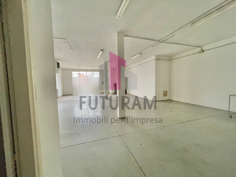 ARCUGNANO- 18FIL - PER INFO 0444/310220

Se stai cercando un magazzino spazioso e funzionale, non...