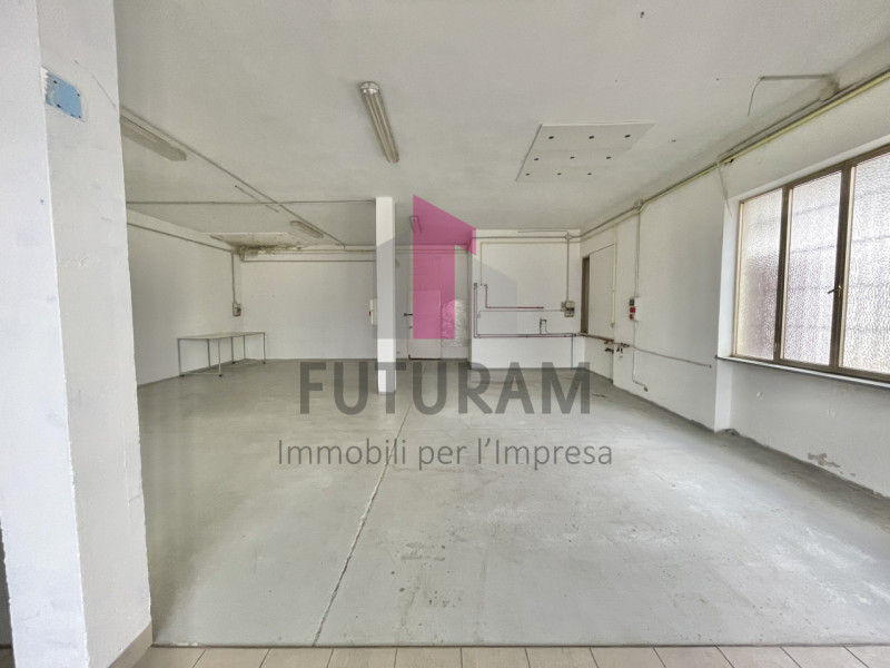 ARCUGNANO- 18FIL - PER INFO 0444/310220

Se stai cercando un magazzino spazioso e funzionale, non...