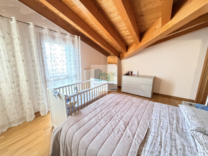 Scoprite il vostro nuovo rifugio nel cuore di Noventana, un quartiere tranquillo e ben servito di...