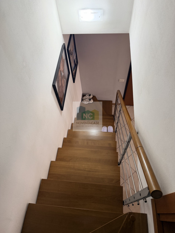 Scoprite il vostro nuovo rifugio nel cuore di Noventana, un quartiere tranquillo e ben servito di...