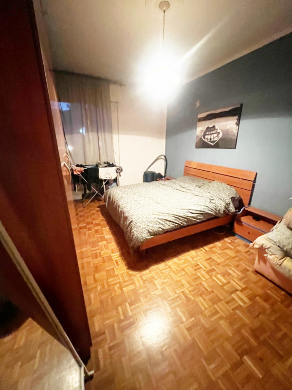 (Per INFO Cristina 3389226442) Situato alla Guizza, vicino a tutti i servizi, comodo al tram e al...