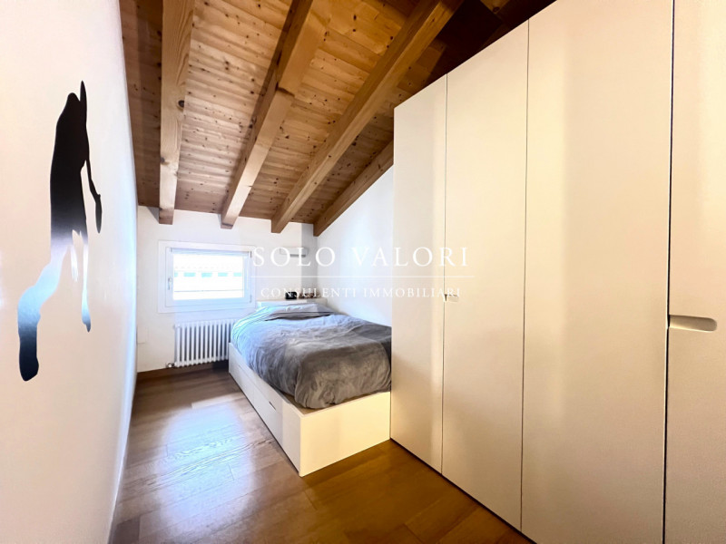 Rif. B485 (per informazioni 338 9387816 Matteo – 340 2242606 Marco) 

Una casa che conquista con ...