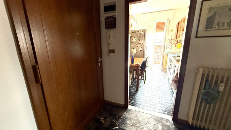 QUARTIERE ARCELLA Ti presentiamo un appartamento in ottime condizioni, situato al piano secondo e...