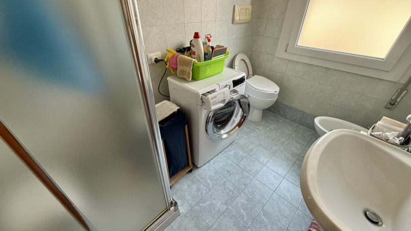 QUARTIERE ARCELLA Ti presentiamo un appartamento in ottime condizioni, situato al piano secondo e...