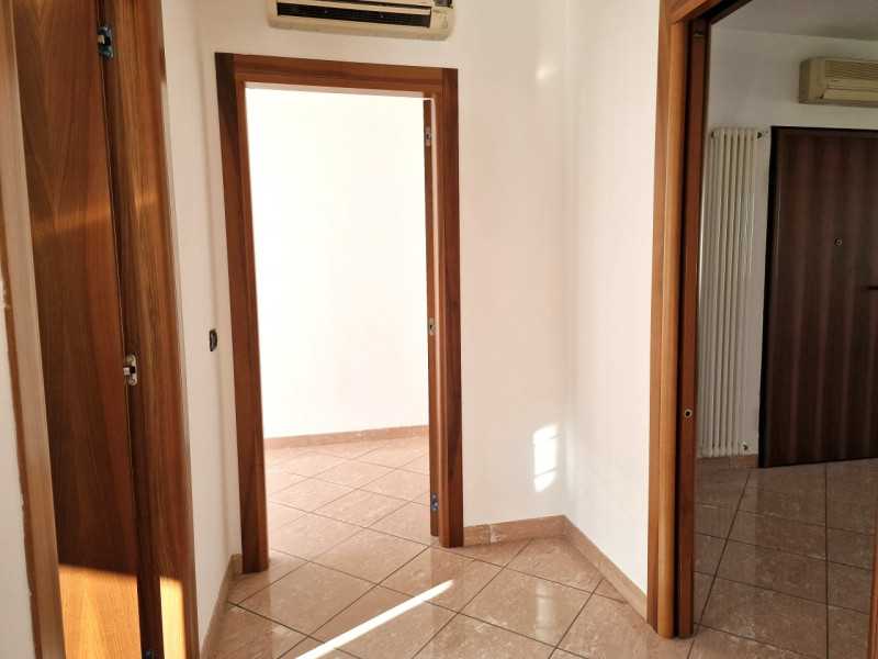 Nel cuore di Saletto, frazione del Comune di Borgo Veneto, proponiamo un appartamento che unisce ...