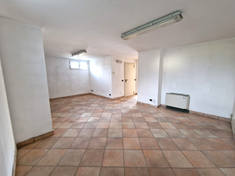 Nel cuore di Saletto, frazione del Comune di Borgo Veneto, proponiamo un appartamento che unisce ...