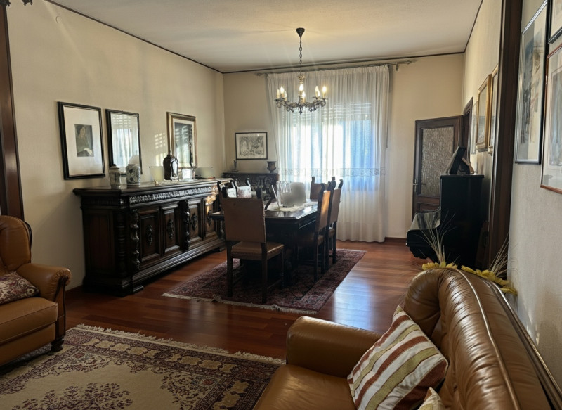 Nel cuore di Mestrino, in una posizione davvero privilegiata e comoda a tutti i principali serviz...