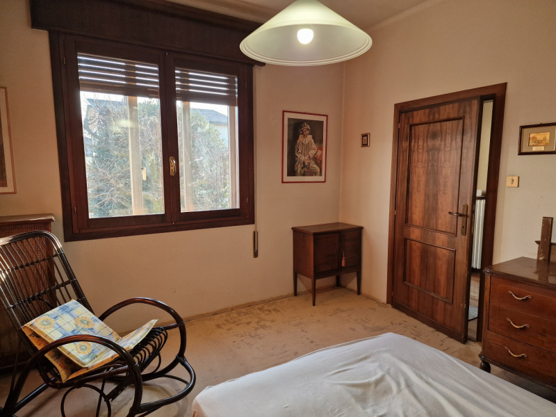 Nel cuore di Mestrino, in una posizione davvero privilegiata e comoda a tutti i principali serviz...