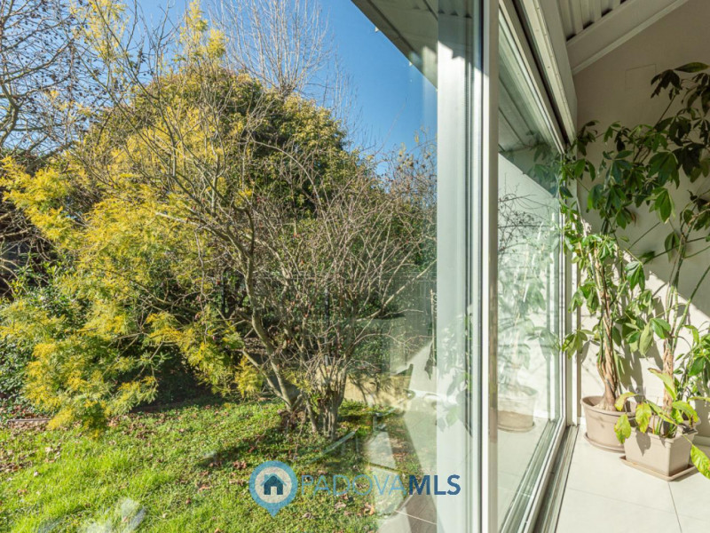 Immobile in esclusiva al Gruppo Padova MLS
Scopri questa magnifica villa moderna situata nel cuor...