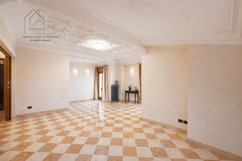Un’eleganza senza tempo in residenza esclusiva

Nel cuore della zona più elegante e riservata di ...