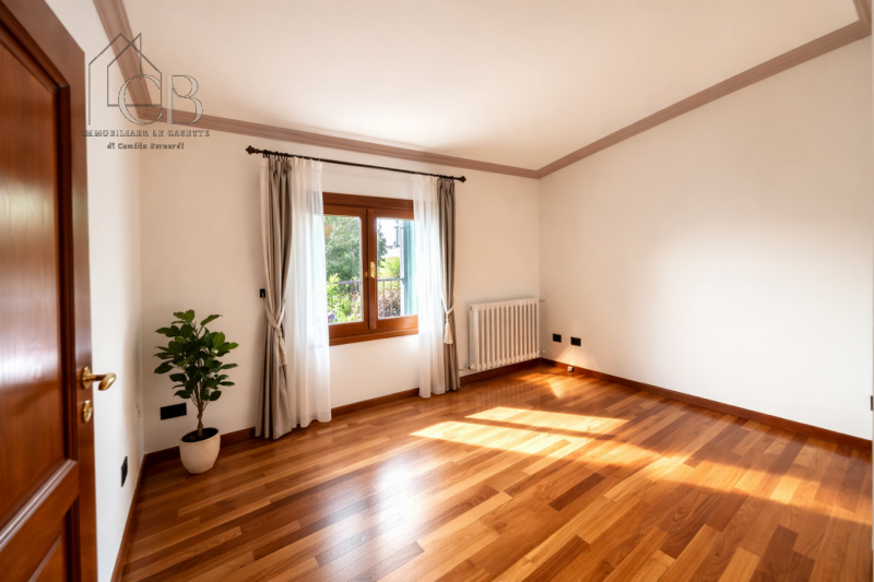 Un’eleganza senza tempo in residenza esclusiva

Nel cuore della zona più elegante e riservata di ...