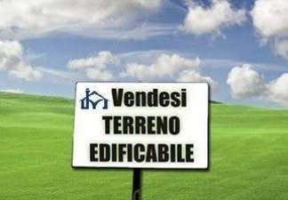 Scopri un'opportunità imperdibile nel cuore della splendida Carmignano di Brenta! Questo terreno ...