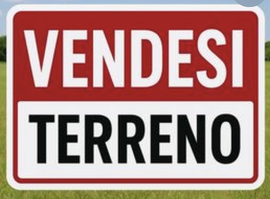 Scopri un'opportunità imperdibile nel cuore della splendida Carmignano di Brenta! Questo terreno ...