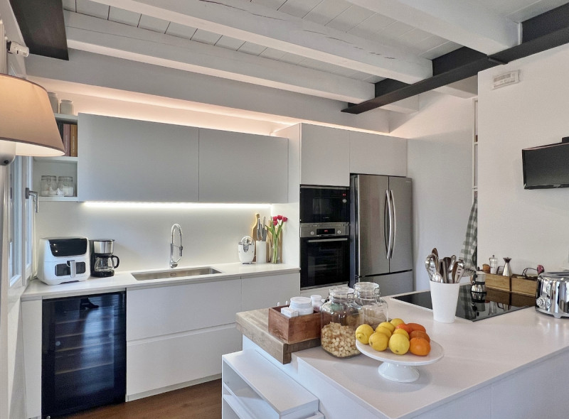 STUPENDA VILLA DI TESTA CON AMPIO GIARDINO ESCLUSIVO – Rif. 8357
Nel cuore della città, in una de...