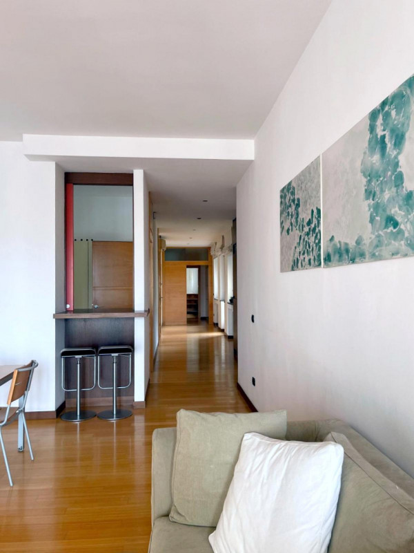 2 CAMERE AMPIO IN PIAZZA INSUREZZIONE €.450.000 - rif.MG009

Scopri questo splendido appartamento...