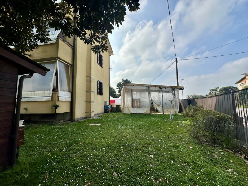 Selvazzano Dentro, nel quartiere San Domenico - una delle zone più apprezzate del Comune, proponi...