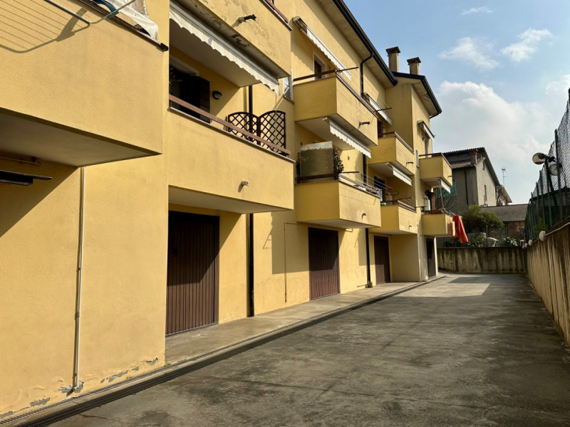 Selvazzano Dentro, nel quartiere San Domenico - una delle zone più apprezzate del Comune, proponi...