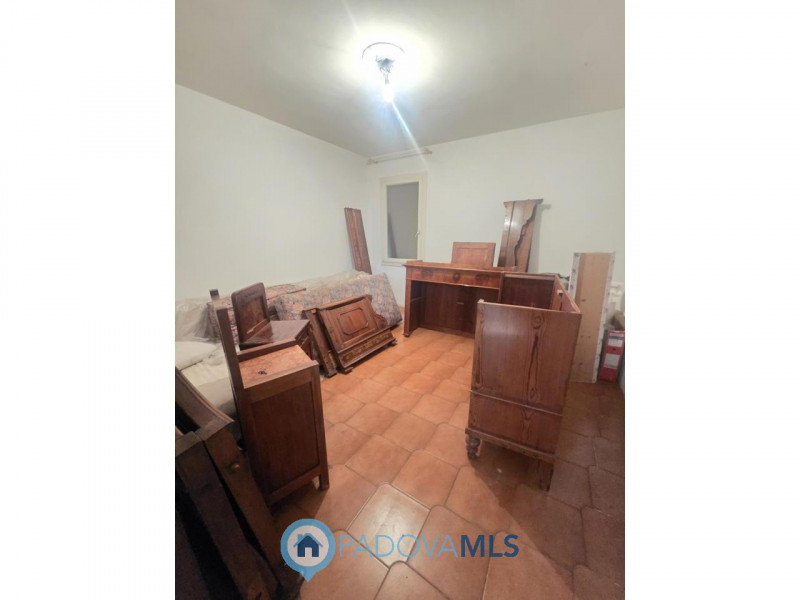 Immobile in esclusiva al Gruppo Padova MLS
PADOVA in quartiere ARCELLA/SAN LORENZO, zona residenz...