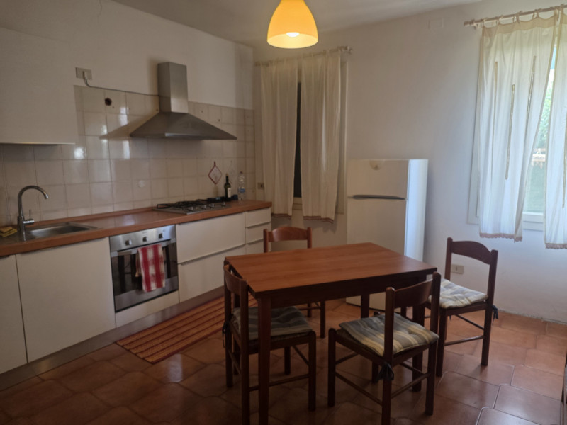 PADOVA in quartiere ARCELLA/SAN LORENZO, zona residenziale comoda ai servizi e ben collegata al c...