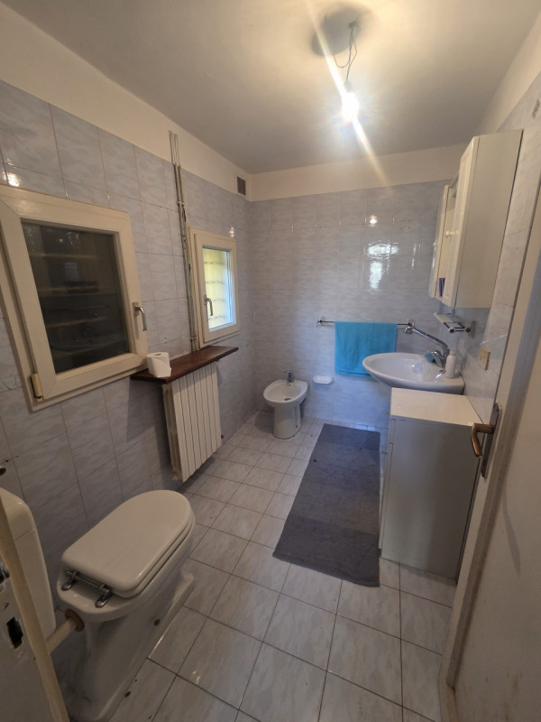 PADOVA in quartiere ARCELLA/SAN LORENZO, zona residenziale comoda ai servizi e ben collegata al c...