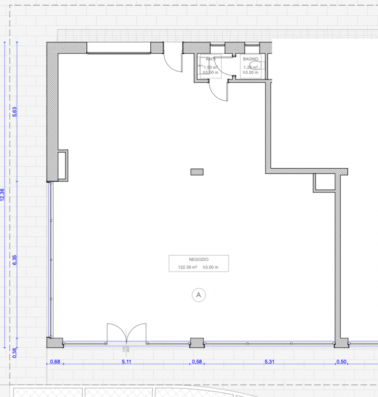 Lungo la strada statale Romea, a pochi passi dal centro di Legnaro, che collega Piove di Sacco a ...